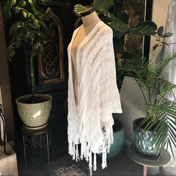 Sonnet tassel asymmetric kimono cover up cardigan - Picture 4 of 8